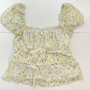 Cinch waist, peplum sleeve blouse